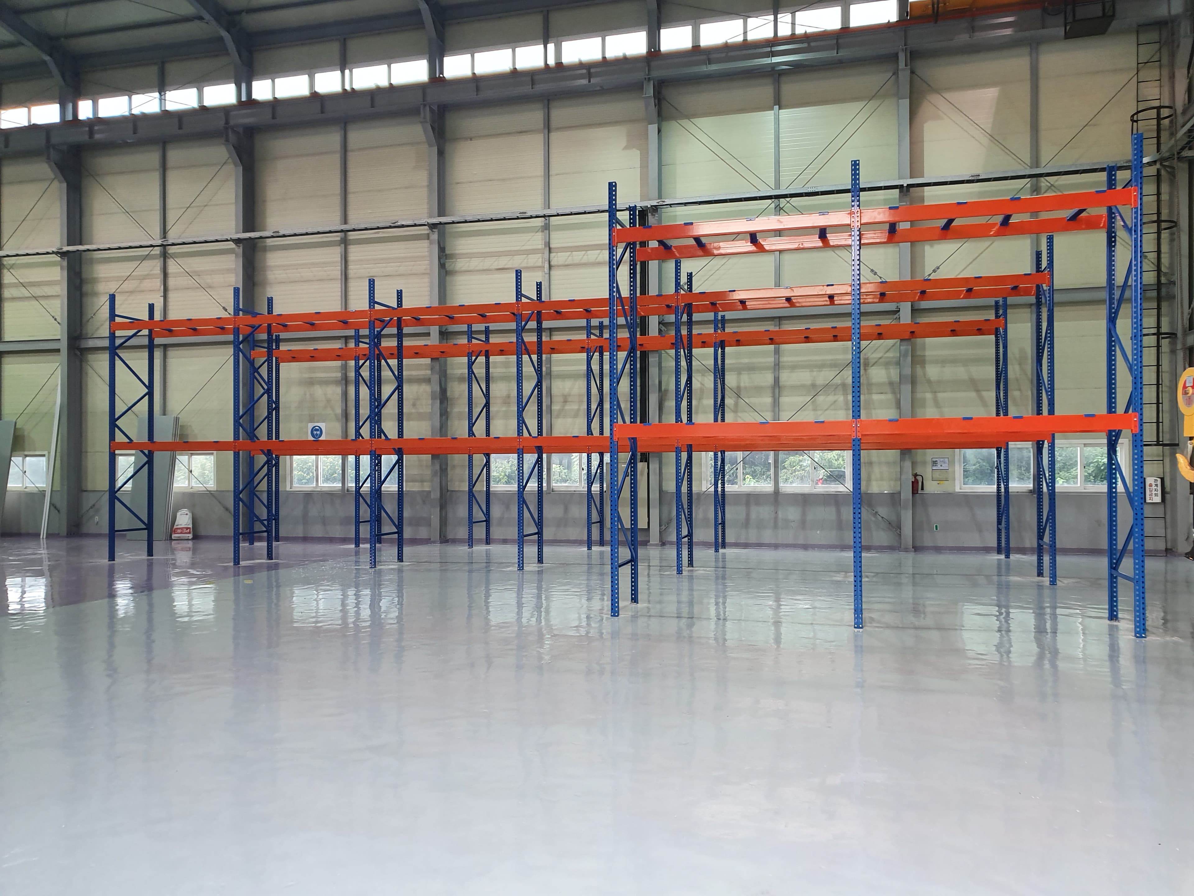 파렛트랙 (대형 물류센터)